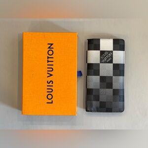 Louis Vuitton Damier Graphite Giant Portefeuille Brazza Bifold Wallet